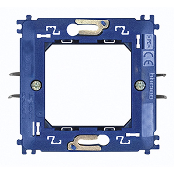 Legrand | LN4702G ������� ����������� �� 2 ������ �� �������� Living Light BTicino